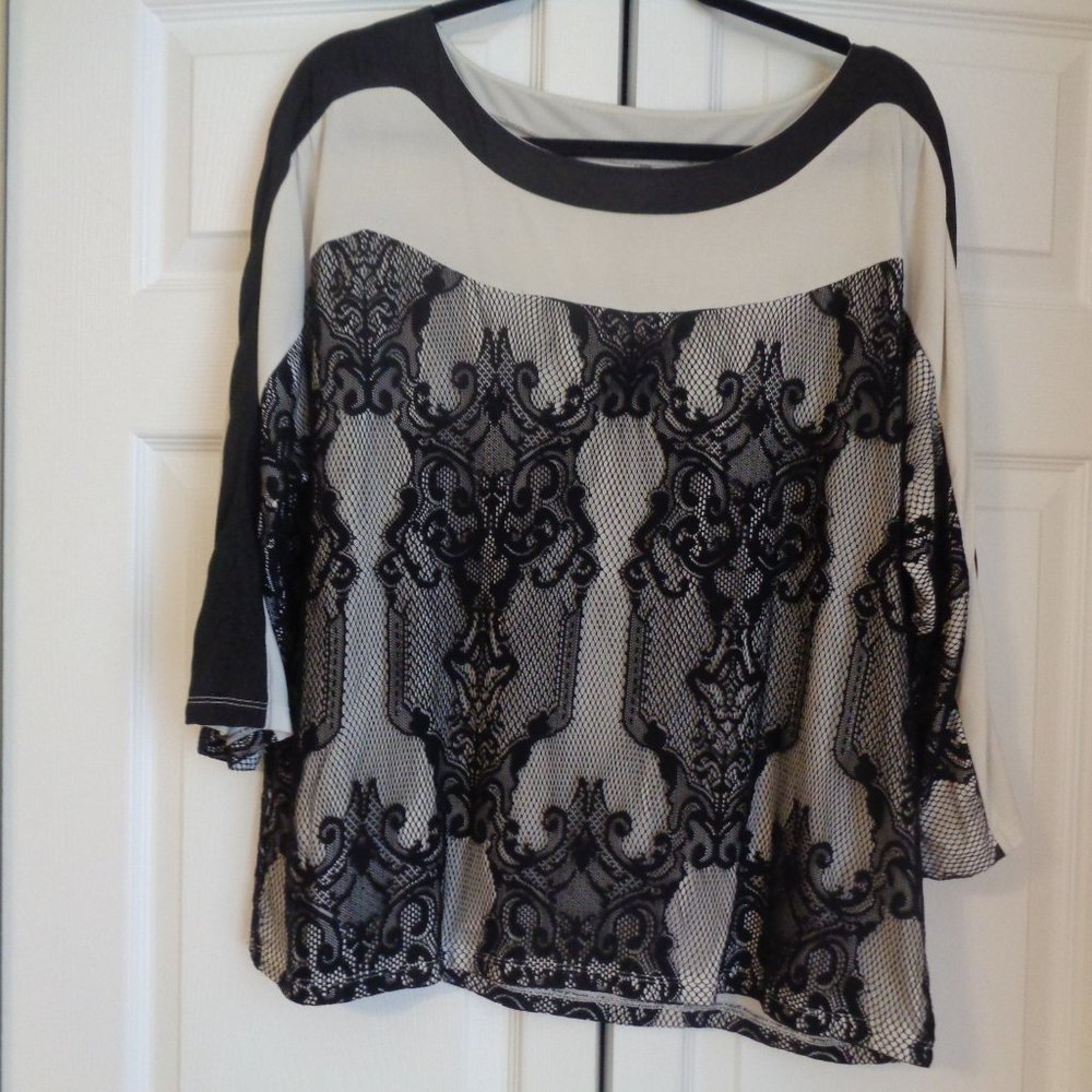 ****CLEARANCE****  Chicos  Black Floral Lace Cream  Top size 3 / XL / 16